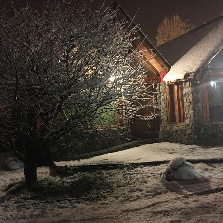 Cabanas Pehuenia Hostel El Bolsón Zewnętrze zdjęcie