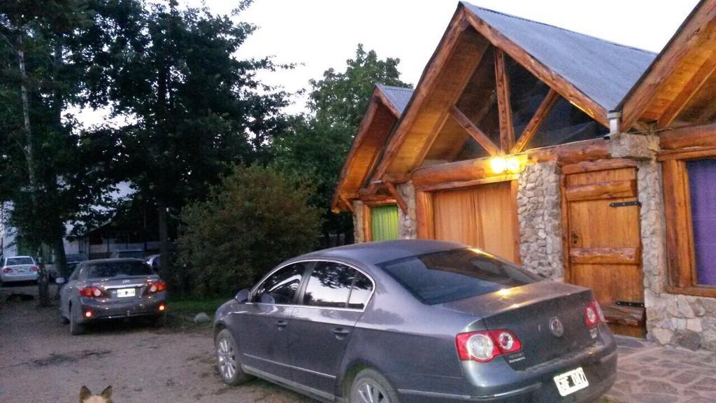 Cabanas Pehuenia Hostel El Bolsón Zewnętrze zdjęcie